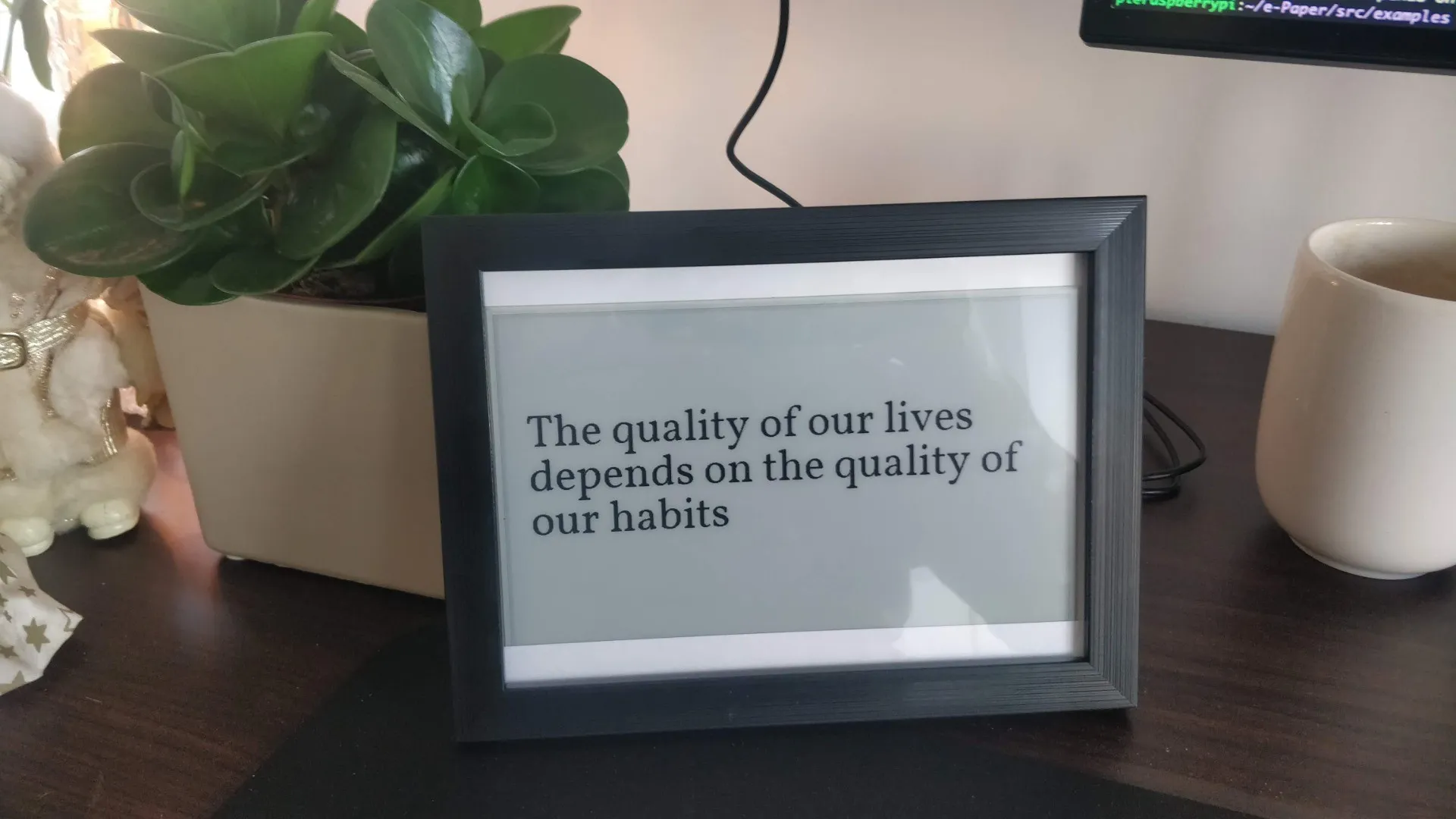 How to Make an E-paper Quote Display (With Raspberry Pi)
